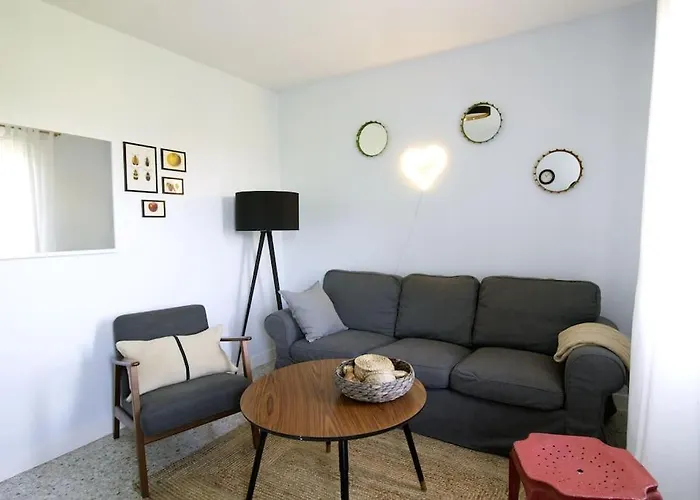 Vila Sarita, Acogedor Atico Con Vistas Lejlighed *